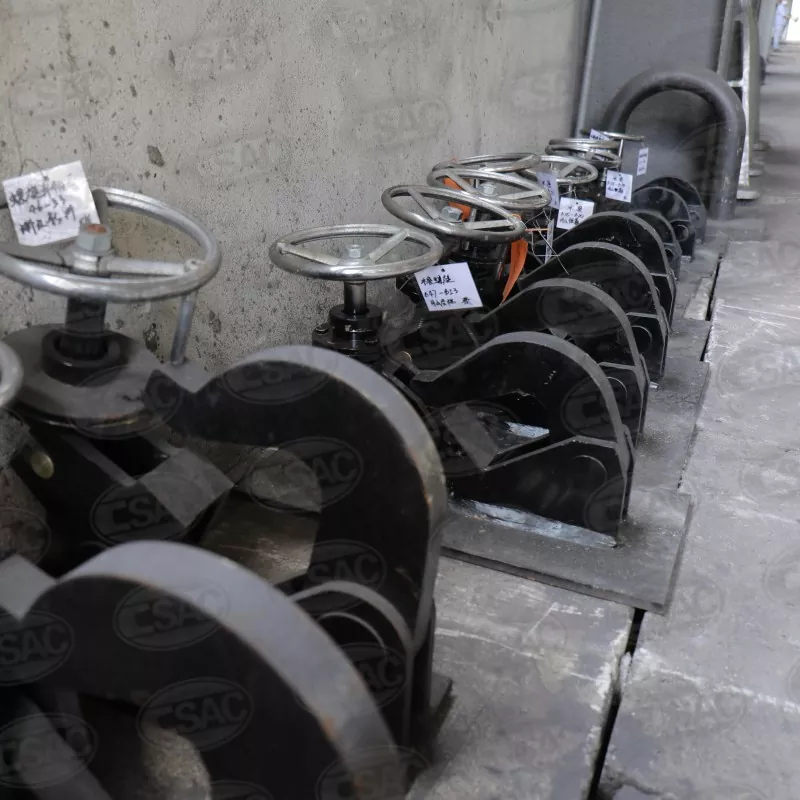 Veekindel pöörlev ankruketi vabastus